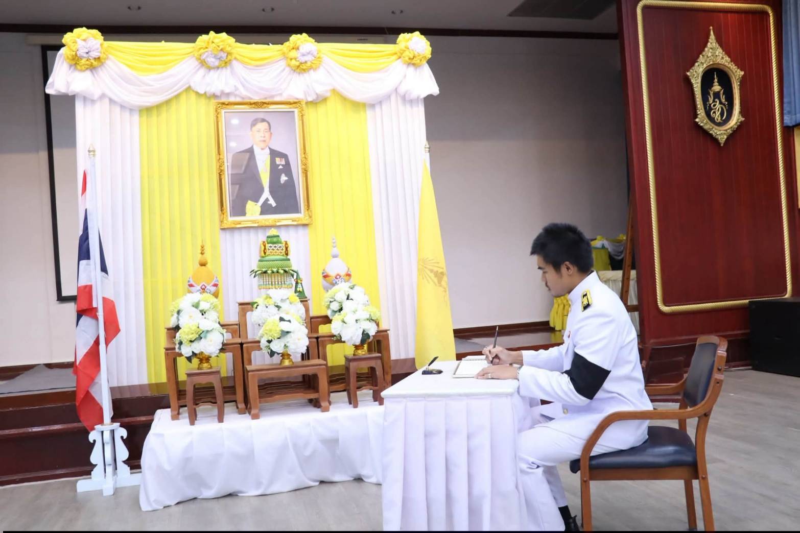 title - นางสาวอมรรัตน์ แขวงโสภา ปฏิรูปที่ดินจังหวัดพระนครศรีอยุธยา ปฏิบัติหน้าที่ในตำแหน่งผู้อำนวยการศูนย์ส่งเสริมและพัฒนาอาชีพเสริมนอกภาคการเกษตร(ศพส.) เป็นประธานในพิธีถวายสัตย์ปฏิญาณเพื่อเป็นข้าราชการที่ดีและพลังของแผ่นดิน เนื่องในโอกาสมหามงคลเฉลิมพระชนมพรรษา พระบาทสมเด็จพระปรเมนทรรามาธิบดีศรีสินทร มหาวชิราลงกรณ พระวชิรเกล้าเจ้าอยู่หัว 28 กรกฎาคม 2569